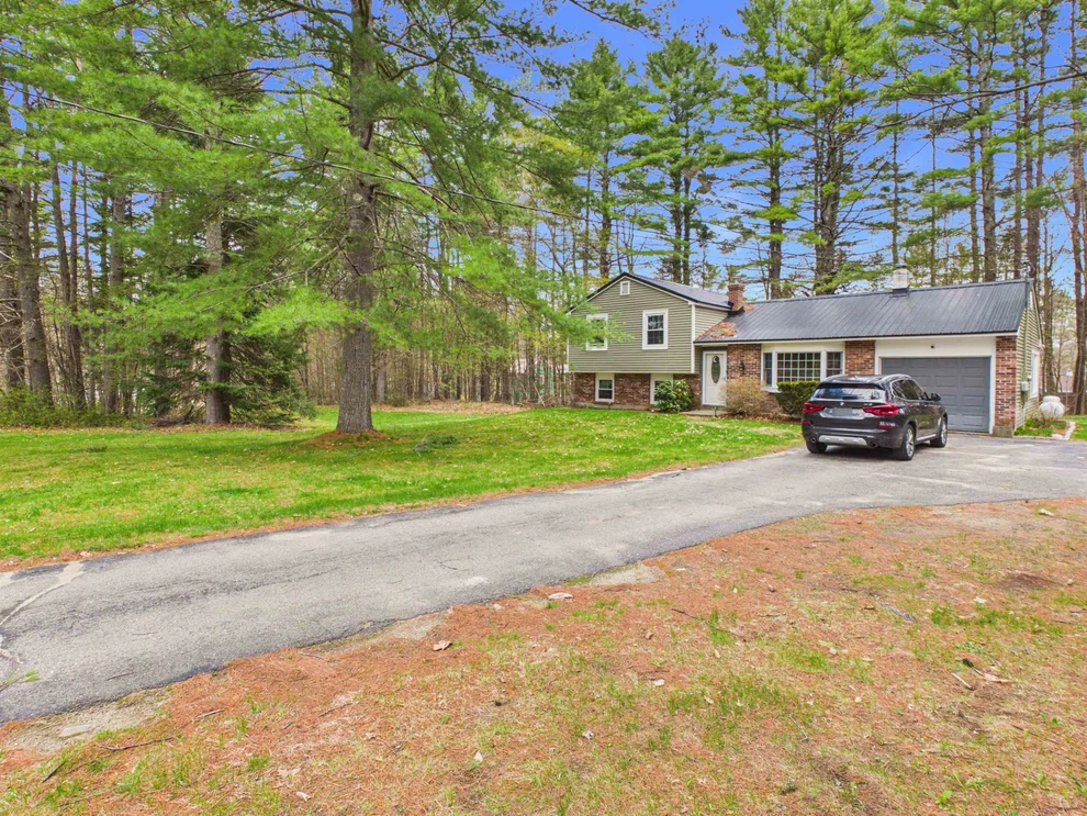 Unit for sale at 25 Partridge Knoll, Campton, NH 03223