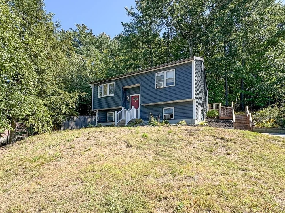 Unit for sale at 8 Antrim, Nashua, NH 03063