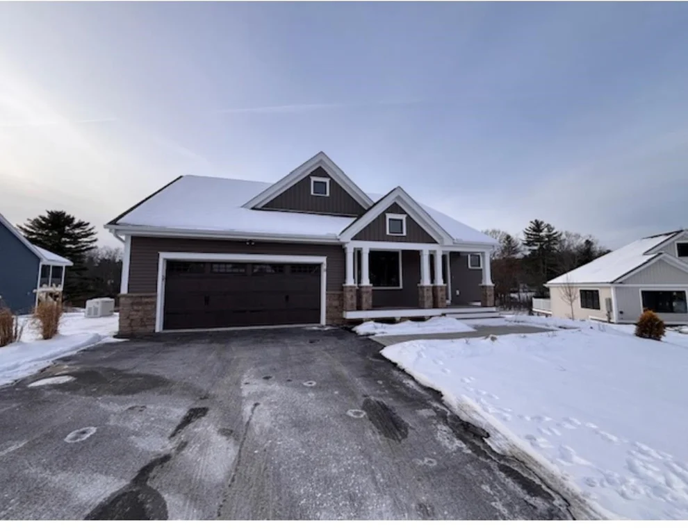 Unit for sale at 18 Edgewater, Brentwood, NH 03833