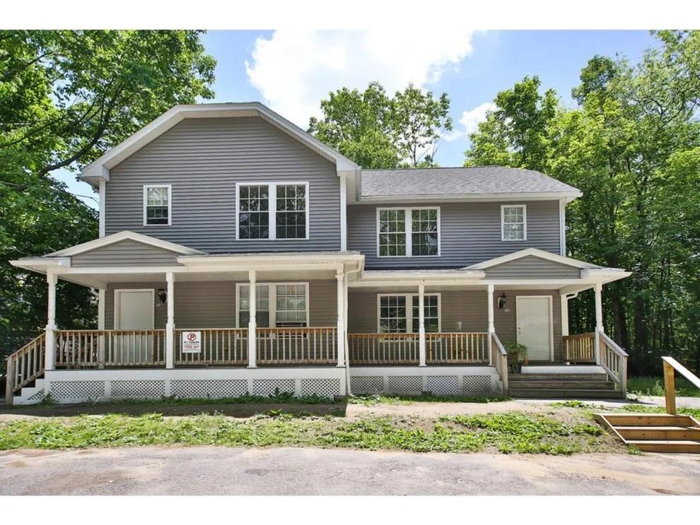 Unit for sale at 5 Madbury, Durham, NH 03824