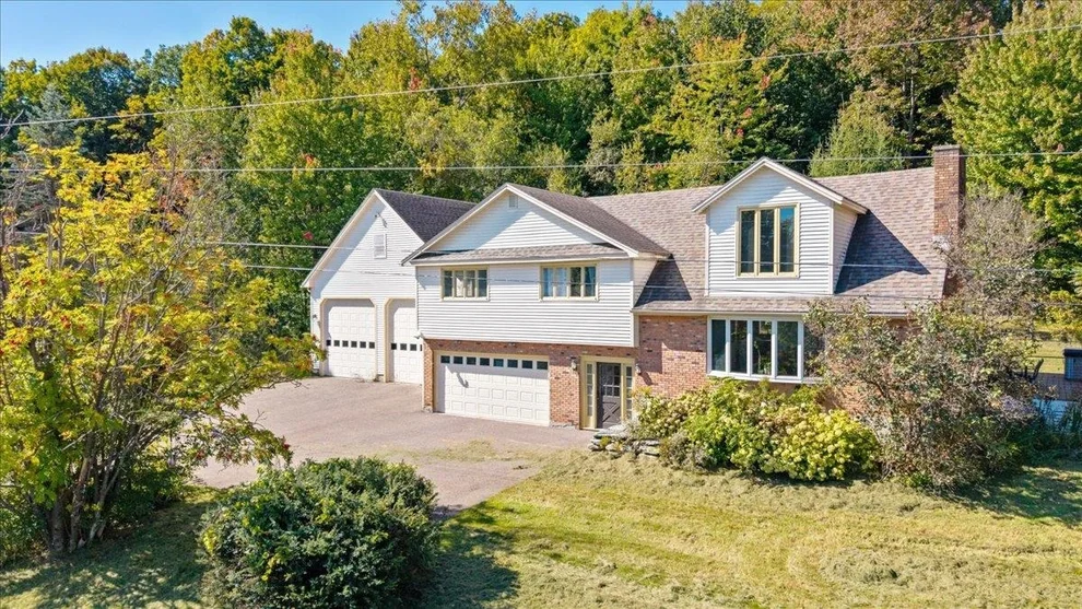 Unit for sale at 1883 Pond, Hinesburg, VT 05461