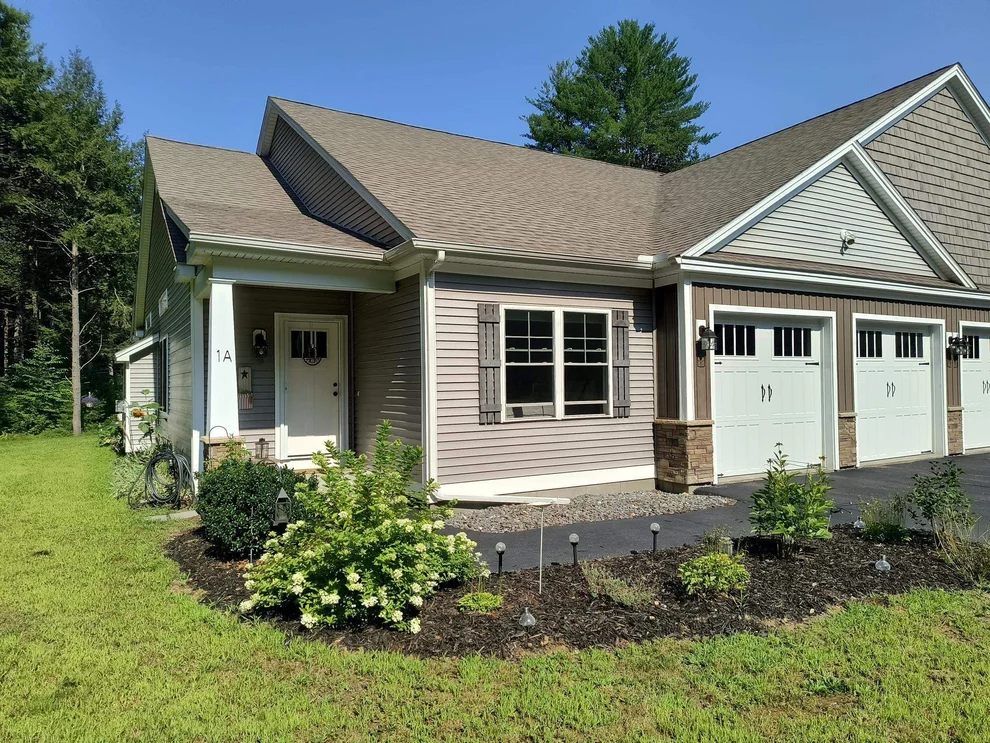 Unit for sale at 1A Bridle, Swanzey, NH 03446