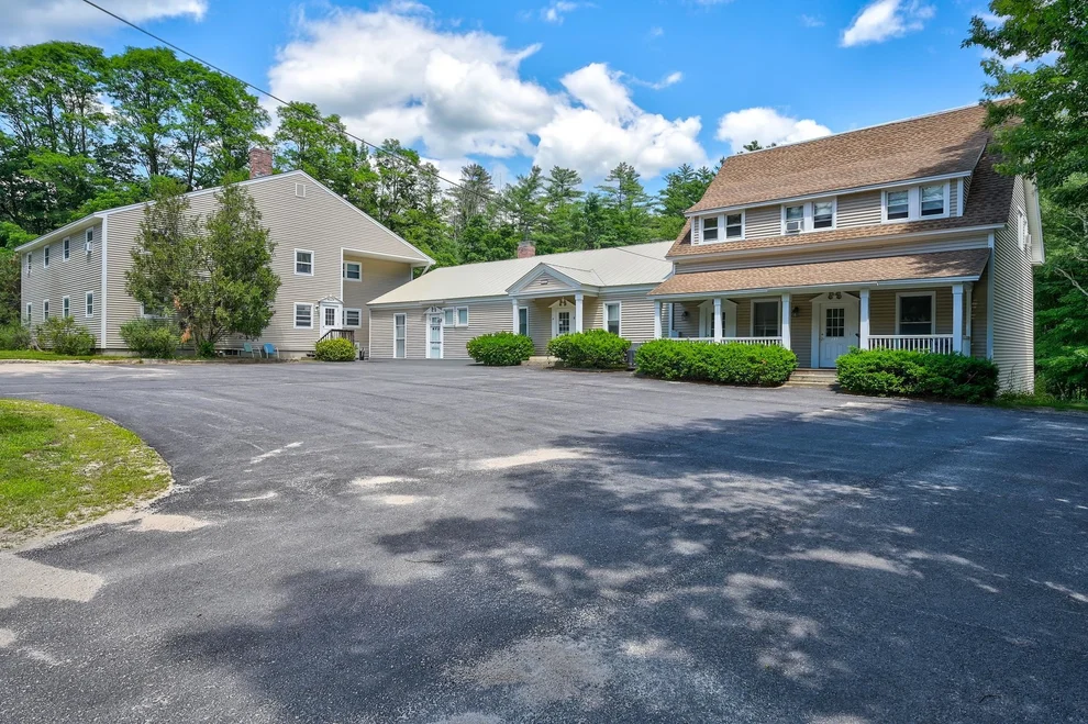 Unit for sale at 621 Kearsarge, Conway, NH 03860