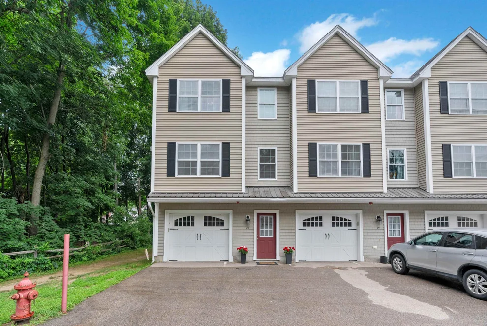 Unit for sale at 21 Townsend, Dover, NH 03820