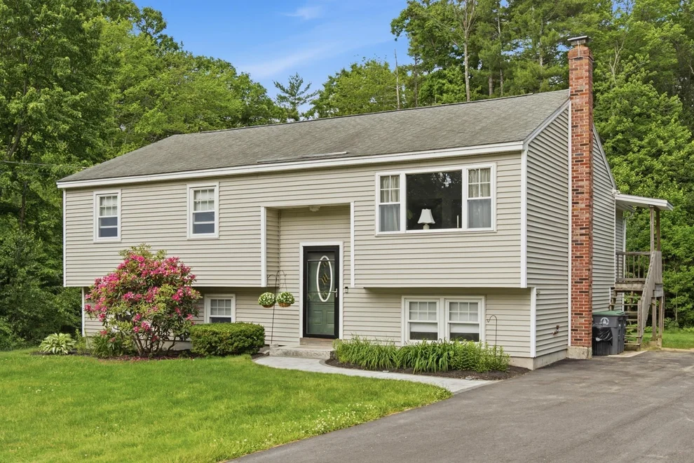 Unit for sale at 435 Terrie, Pembroke, NH 03275