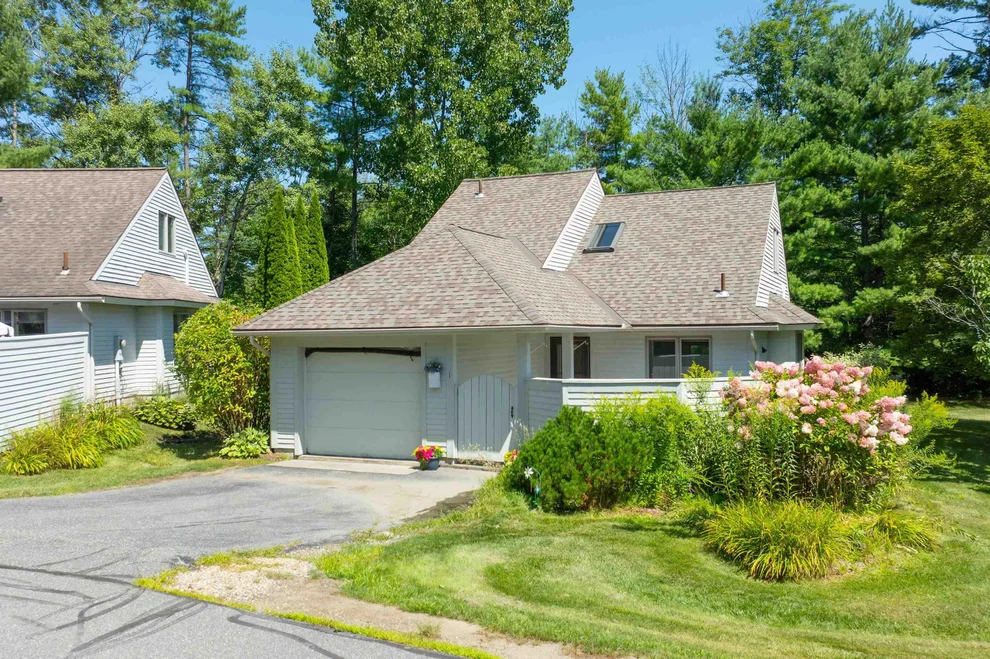 Unit for sale at 1 Cottage, Hartford, VT 05001