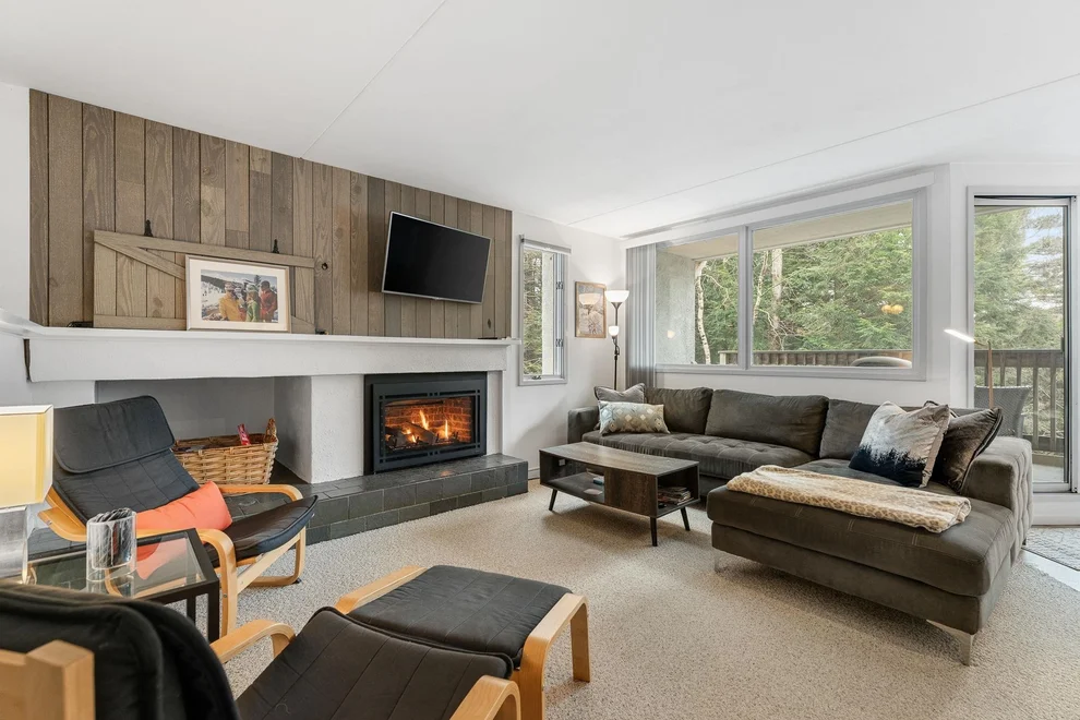 Unit for sale at 102 Upper Phase, Warren, VT 05674