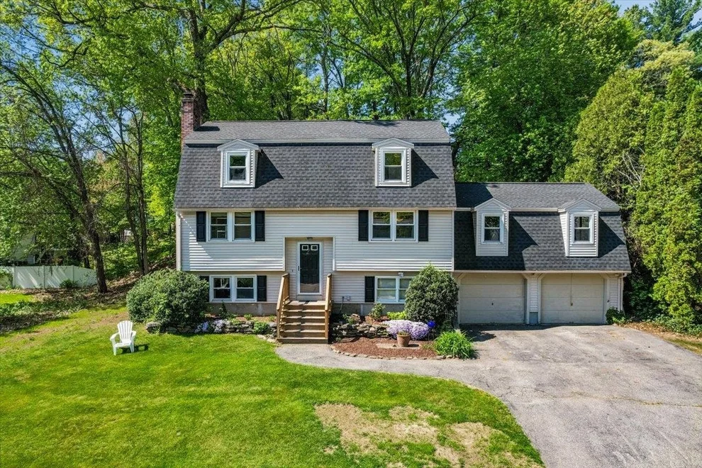 Unit for sale at 6 Nutmeg, Nashua, NH 03062