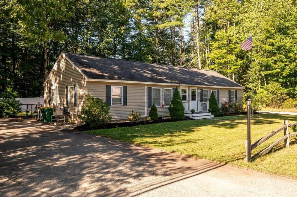 Unit for sale at 89-91 Old Dover, Rochester, NH 03867