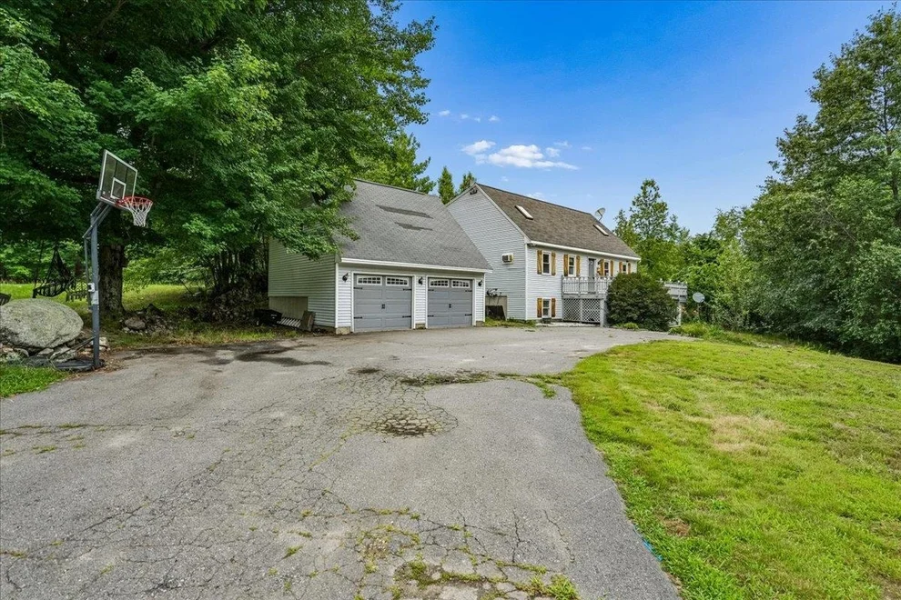 Unit for sale at 10 Armands, Dunbarton, NH 03046