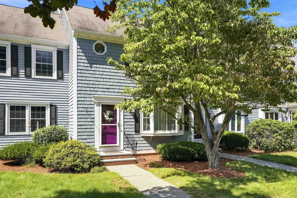 Unit for sale at 11 Meadowview, Nashua, NH 03062