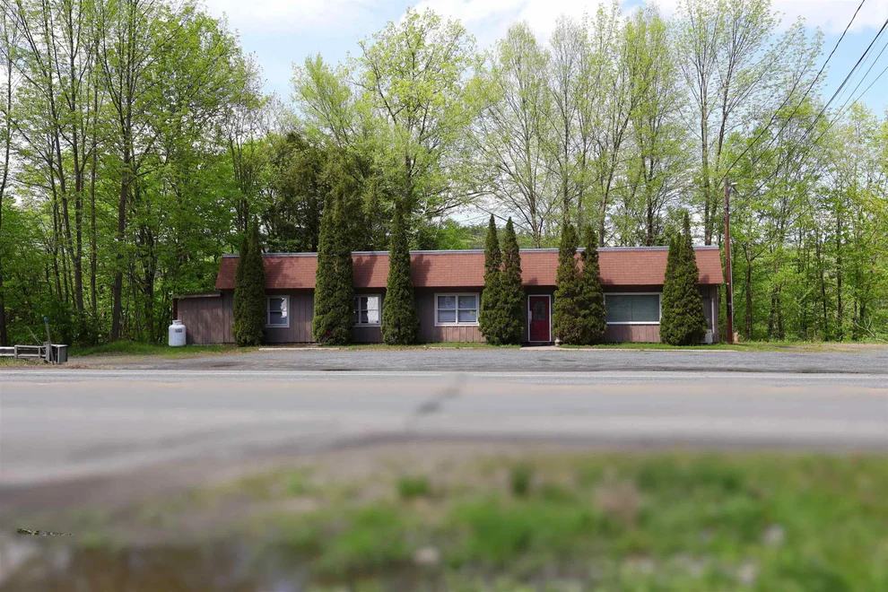 Unit for sale at 1845 Woodstock, Hartford, VT 05001