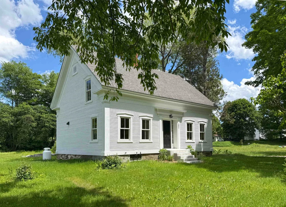 Unit for sale at 204 West River, Lincoln, VT 05443