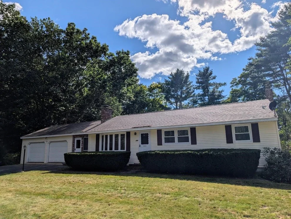 Unit for sale at 354 Amesbury, Hopkinton, NH 03229