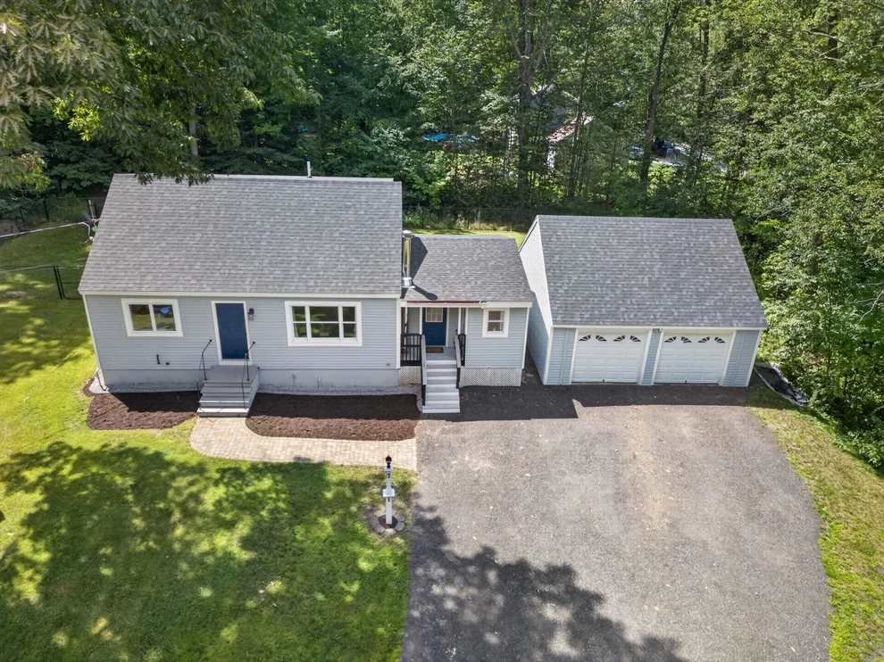 Unit for sale at 7 Merrick, Raymond, NH 03077