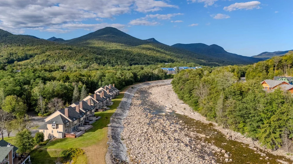 Unit for sale at 52 Bunker, Lincoln, NH 03251