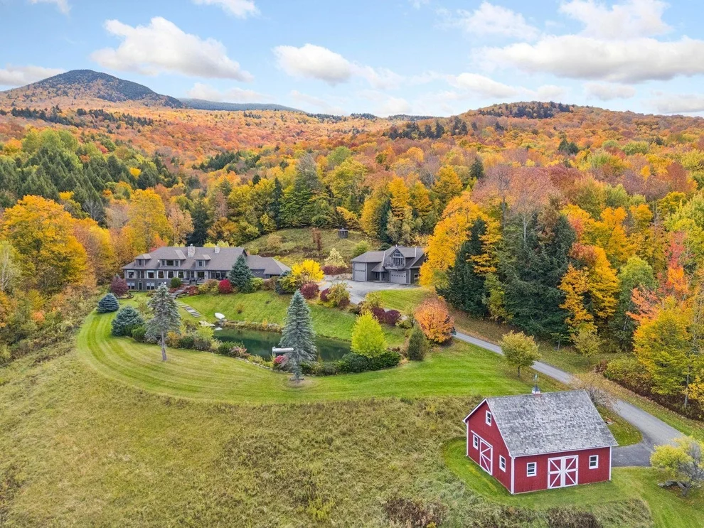 Unit for sale at 217 Logging Hill, Stowe, VT 05672