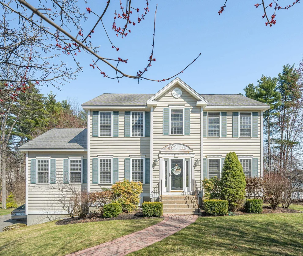 Unit for sale at 50 Tumble, Bedford, NH 03110