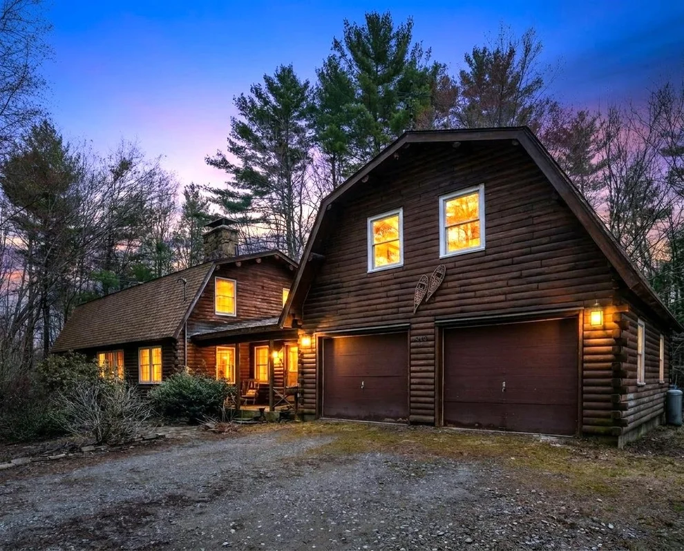 Unit for sale at 370 Mccurdy, New Boston, NH 03070