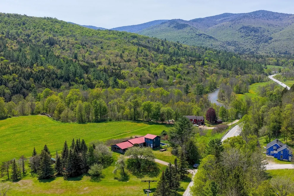 Unit for sale at 1319 Brandon Mountain, Rochester, VT 05767