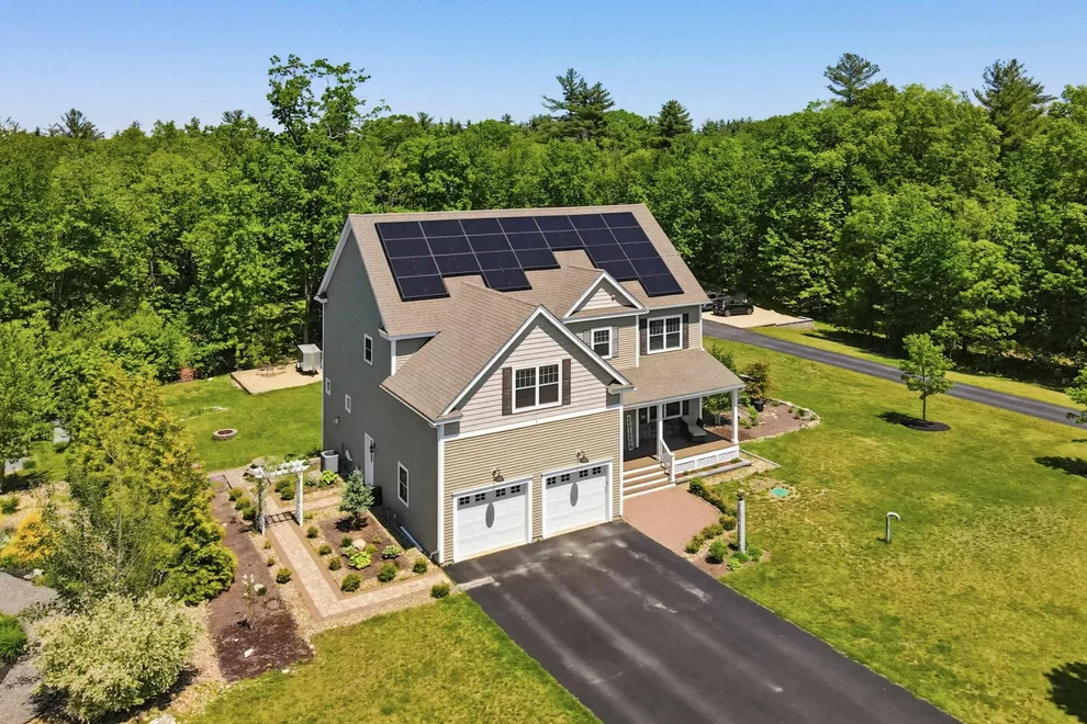 Unit for sale at 29 Aspen, Pelham, NH 03076