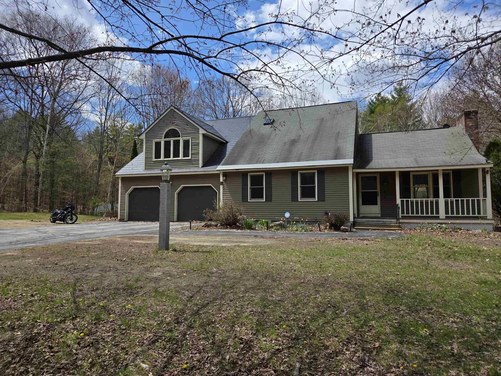 Unit for sale at 14 Brown Hill, Bow, NH 03304