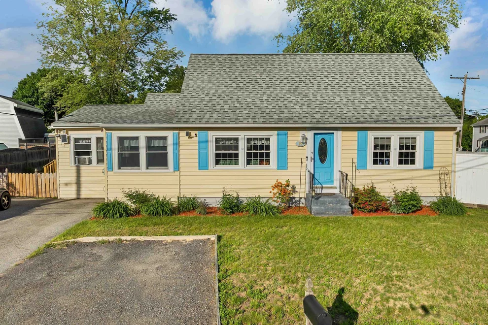 Unit for sale at 10 Cross, Hudson, NH 03051