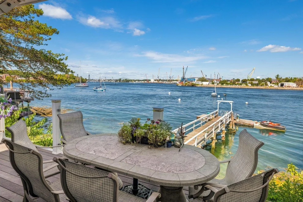 Unit for sale at 350 Portsmouth, New Castle, NH 03854
