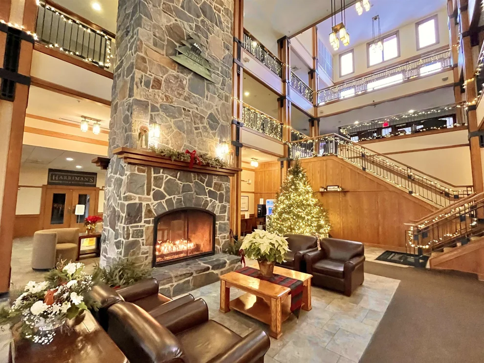 Unit for sale at 250/252 Q4, 89 Grand Summit, Dover, VT 05356