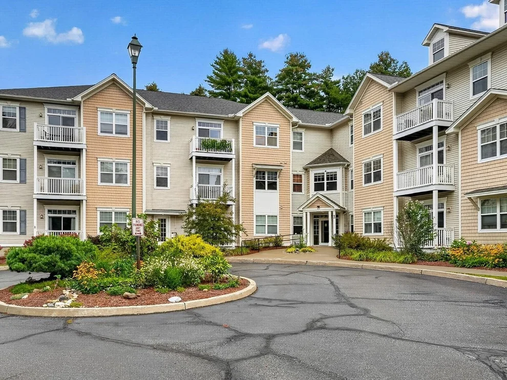 Unit for sale at 99 Eldredge, South Burlington, VT 05403