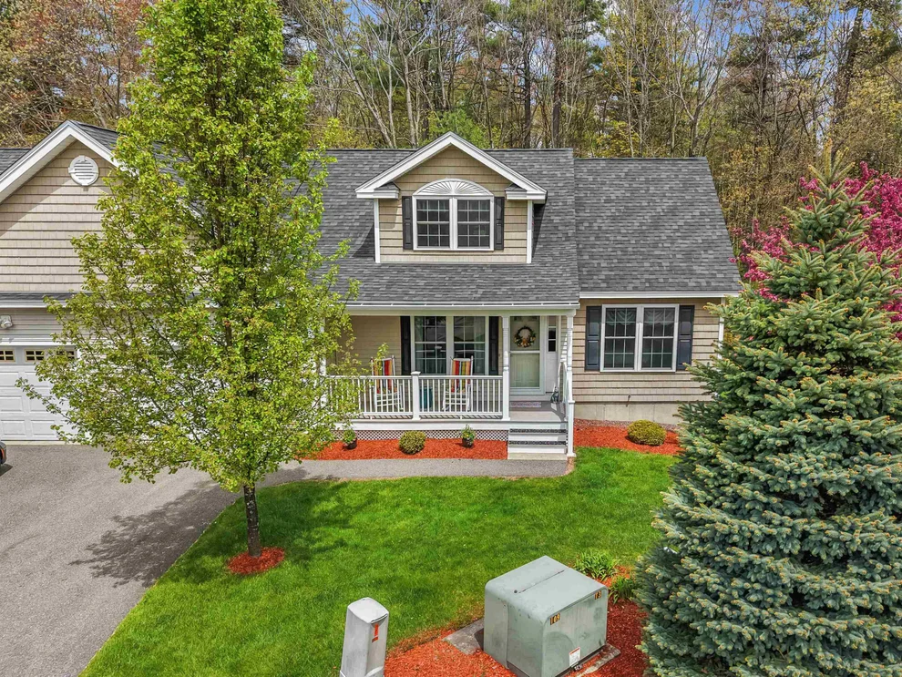 Unit for sale at 19 Candle Ridge, Litchfield, NH 03052