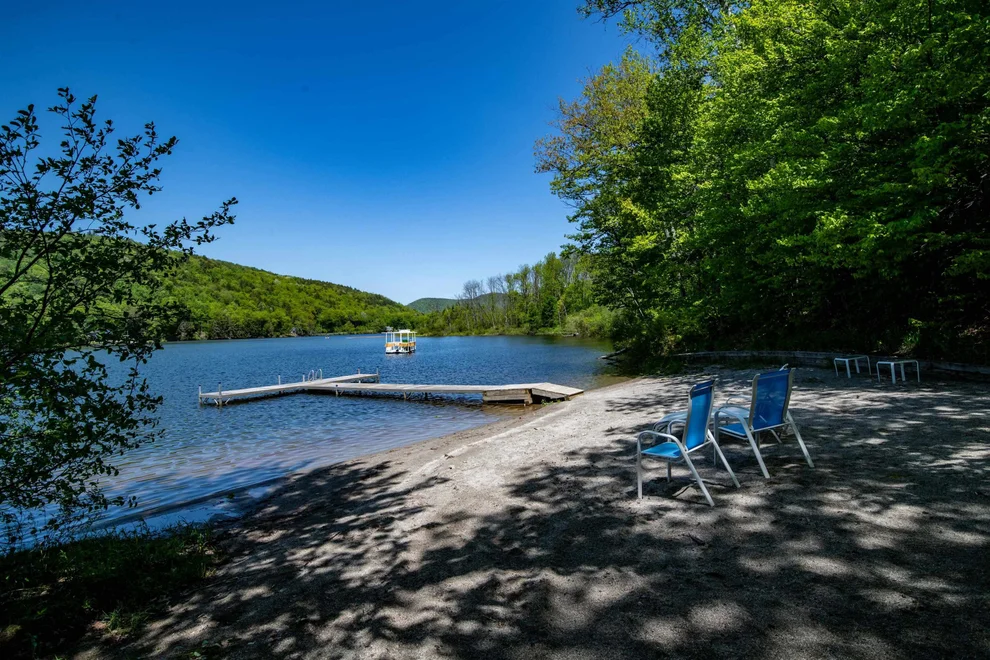 Unit for sale at 228 Birch Landing, Plymouth, VT 05056