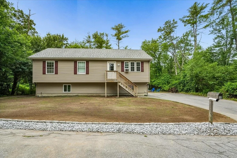 Unit for sale at 10 Patricia, Raymond, NH 03077