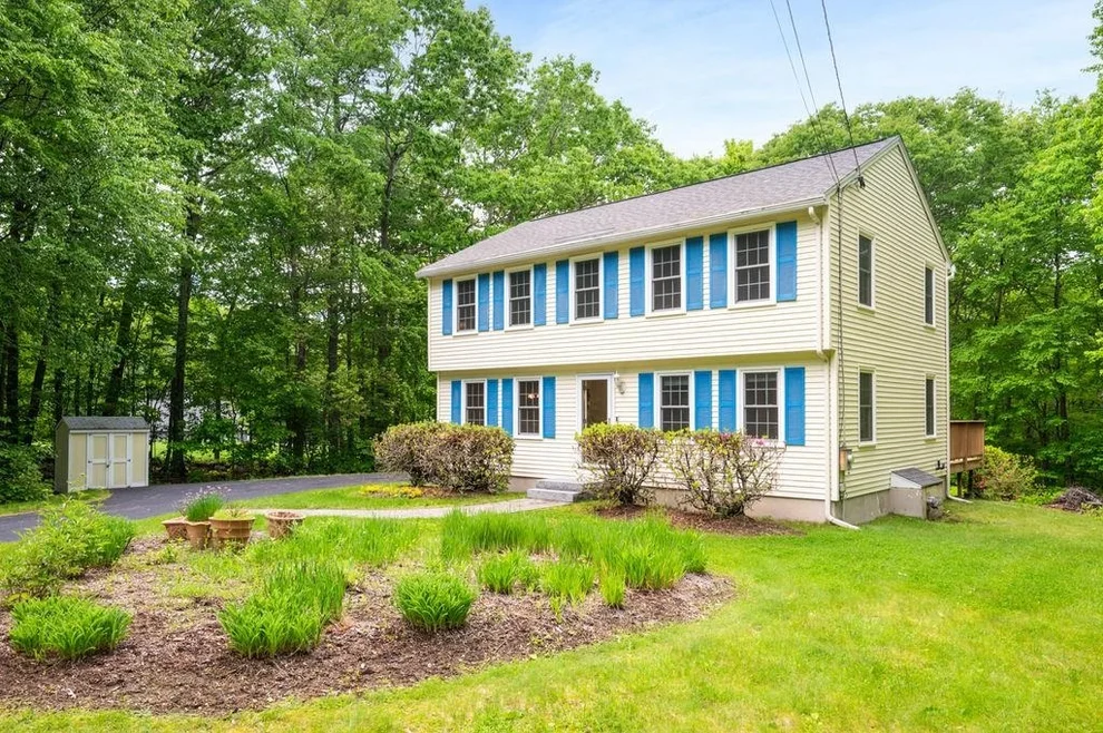 Unit for sale at 43 Sage, Goffstown, NH 03045