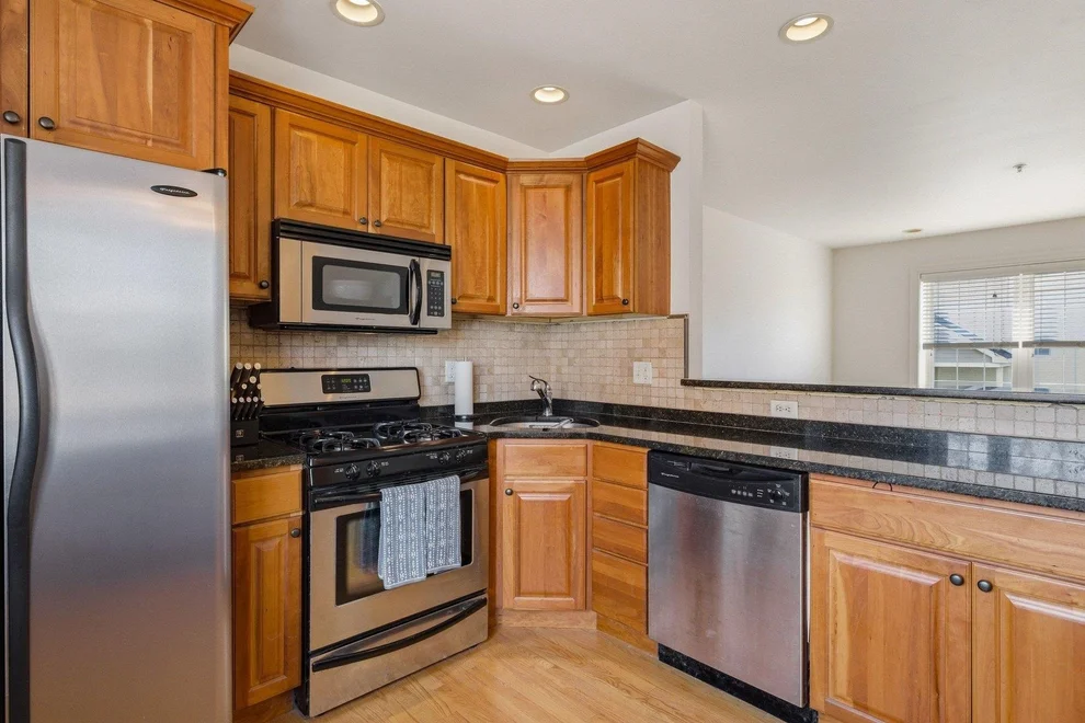 Unit for sale at 1039 Islington, Portsmouth, NH 03801