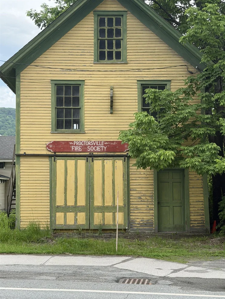 Unit for sale at 406 Main, Cavendish, VT 05142