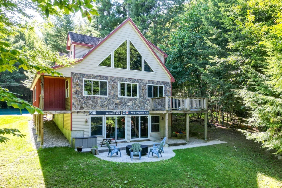 Unit for sale at 65 Garmish, Conway, NH 03818