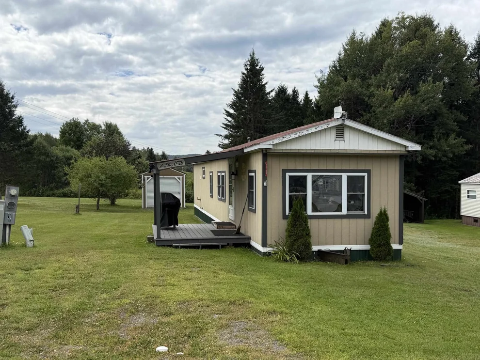 Unit for sale at 30 LaFlamme Trailer Park, Stewartstown, NH 03576