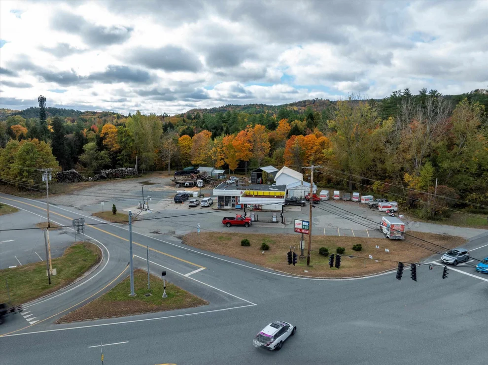 Unit for sale at 5122 US Rte. 5, Weathersfield, VT 05030