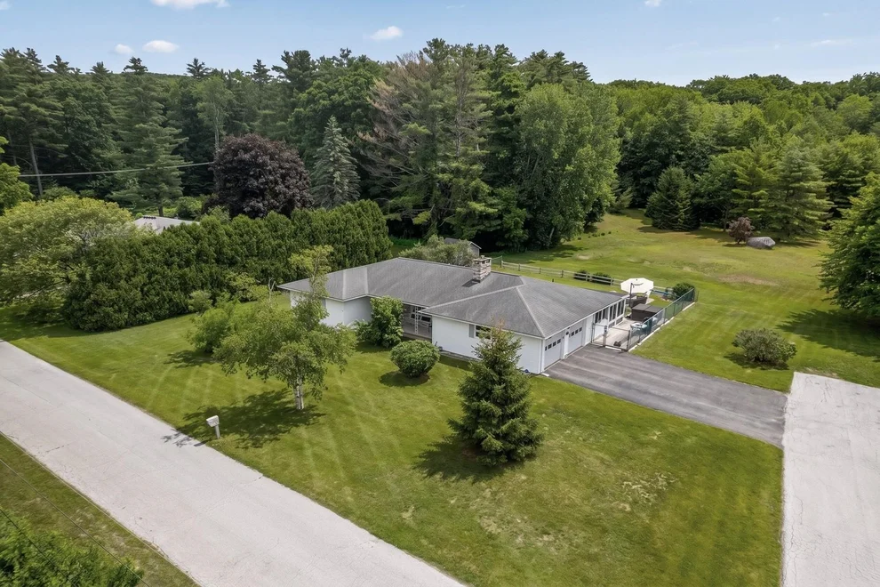 Unit for sale at 125 Maplewood, Rutland City, VT 05701