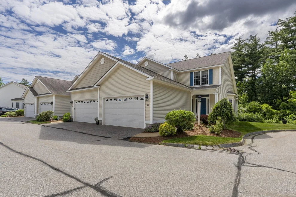 Unit for sale at 34 Mammoth, Hooksett, NH 03106