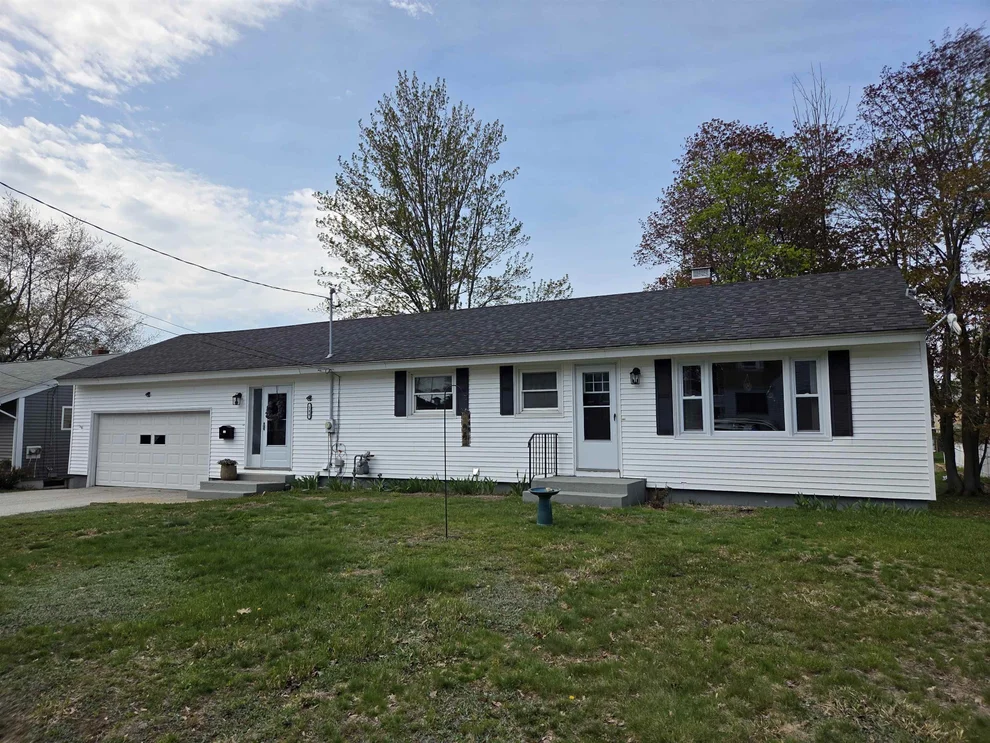 Unit for sale at 188 Portsmouth, Manchester, NH 03109