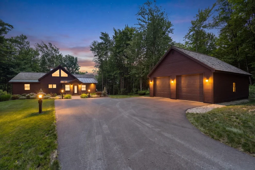 Unit for sale at 39 Snowy Owl, Plymouth, VT 05056
