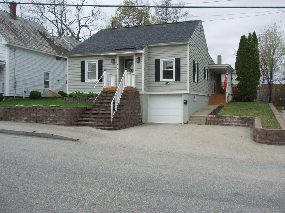 Unit for sale at 32 Morgan, Manchester, NH 03102