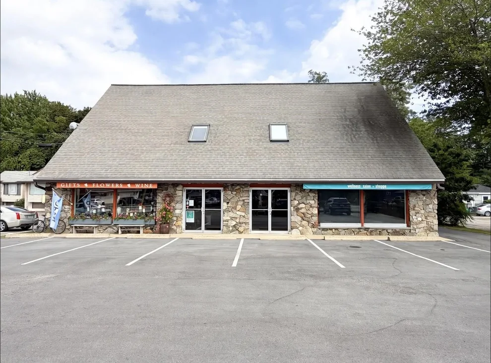 Unit for sale at 819 Lafayette, Hampton, NH 03842