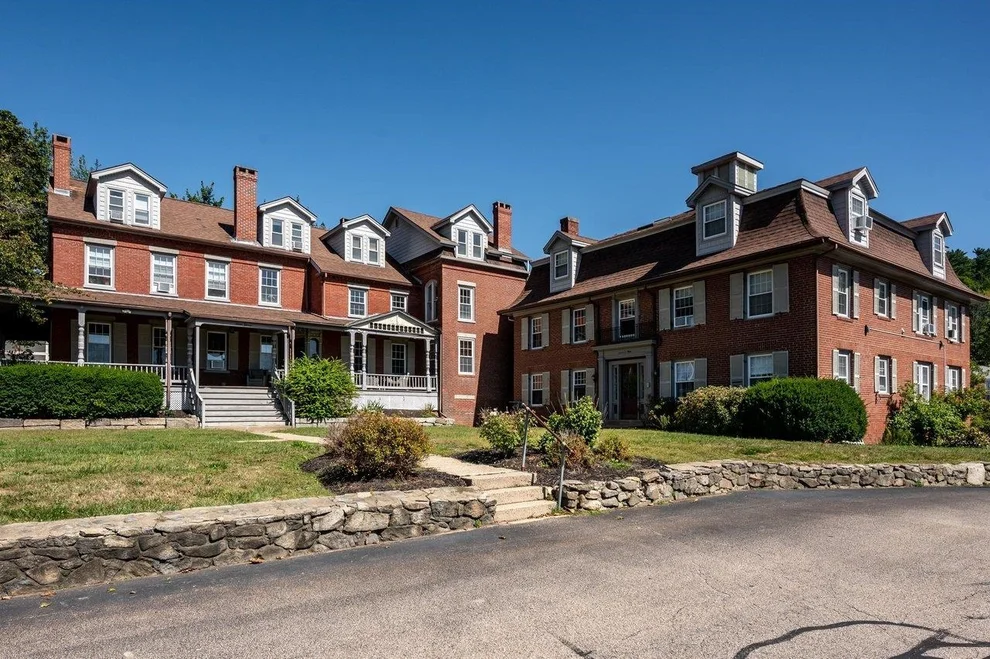 Unit for sale at 711 Central, Dover, NH 03820