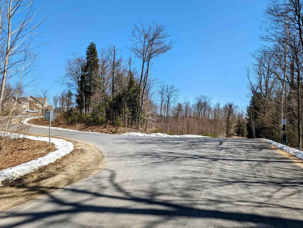 Unit for sale at Lot 25 Ski Lift, Plymouth, NH 03264