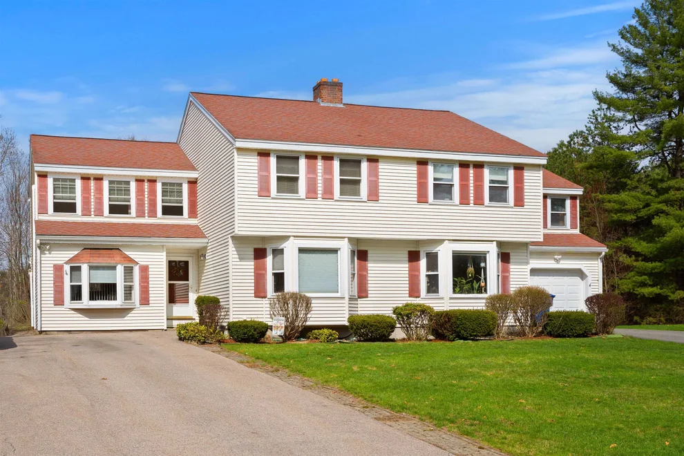 Unit for sale at 27 Reed, Londonderry, NH 03053