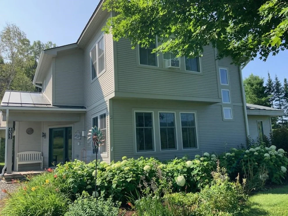 Unit for sale at 4033 East Warren, Warren, VT 05674