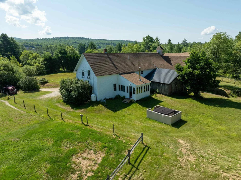 Unit for sale at 525 NH Route 118, Canaan, NH 03741